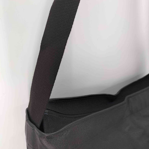 ヨウジヤマモト Yohji Yamamoto シグネチャーロゴカウレザーショルダーバッグ  メンズ ONE SIZE